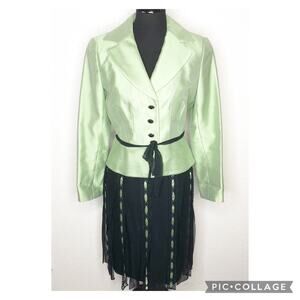 Kay Unger light green and black ribbon silk jacket skirt suit size 8